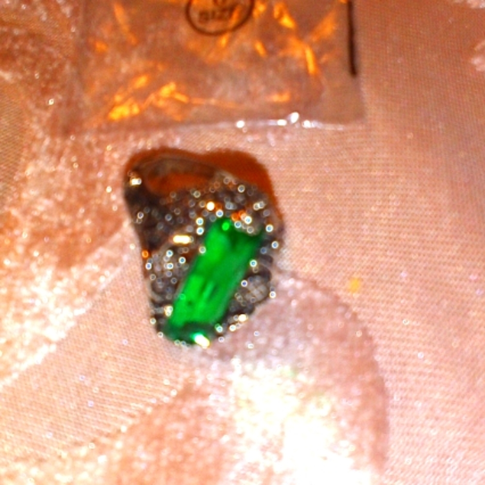 Women's ring